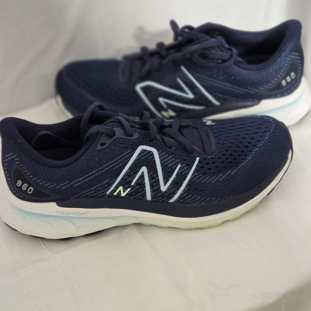 New Balance Women's Fresh Foam X 880 V13 Running Sneaker Navy/Bleach Blue/Green